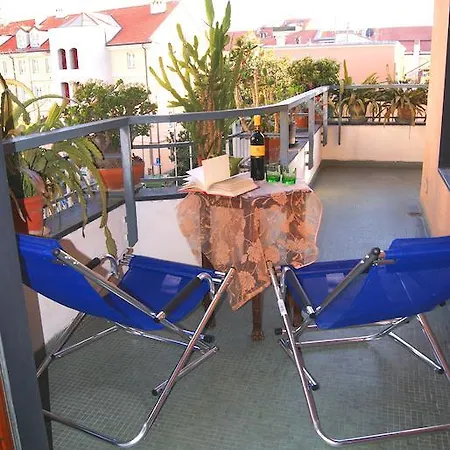Apartment Il Terrazzo Di Ennio Imperia